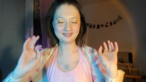 Jennifer Jenny Darling   online show from March 9, 7:18 pm