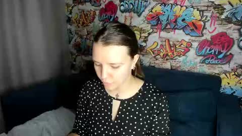 Jenny online show from June 14, 9:44 am