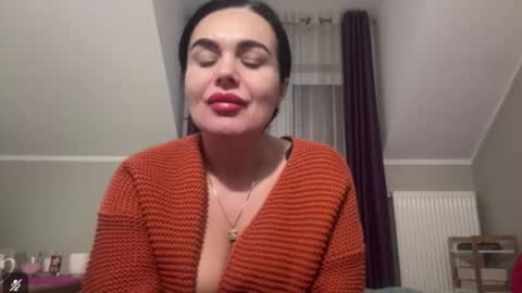 Jenny online show from November 22, 8:46 am