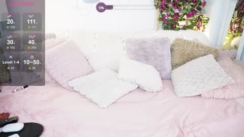 Snapshot of jenny_roberts96 chatting on February 25, 11:59 pm Jenny Roberts online show from February 25, 11:59 pm