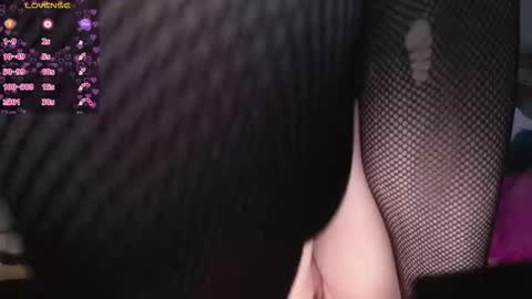 Jennifer online show from March 17, 6:07 am