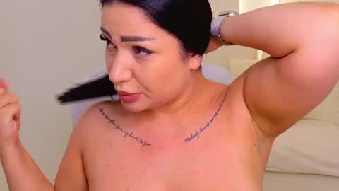 JENNY online show from June 29, 10:15 am