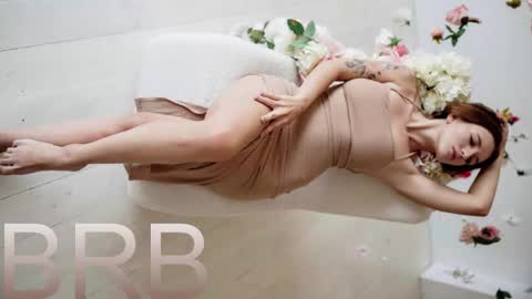 Jenny NO Nude online show from November 12, 4:42 pm