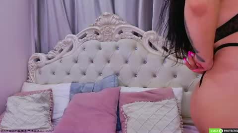 Jenny Ferguson online show from July 25, 6:39 pm