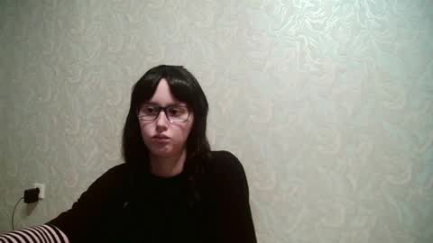 JennyOlset online show from July 6, 1:41 pm