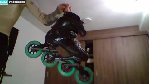 J online show from April 16, 6:02 am