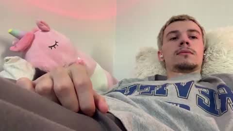 jeremy1scott online show from August 3, 7:43 am