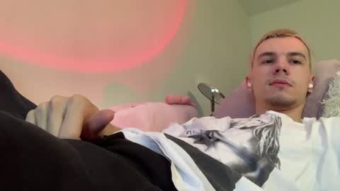 jeremy1scott online show from July 19, 6:27 am