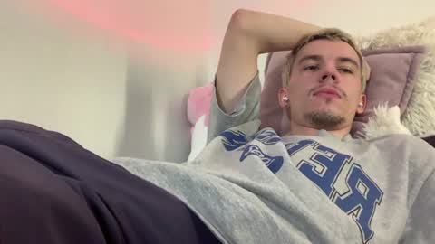 jeremy1scott online show from July 28, 7:17 am