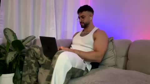 Jeremy online show from July 5, 12:25 am