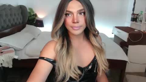 jesie_hot69 online show from February 19, 9:28 am