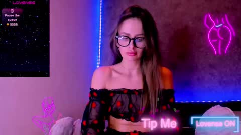 Jess online show from December 14, 10:49 pm