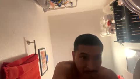 Hungjessy online show from January 29, 8:25 pm