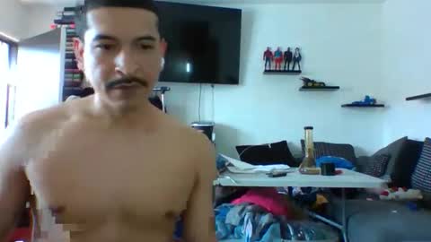 Hungjessy online show from March 13, 5:38 pm