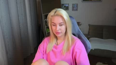 Jessy online show from February 5, 7:39 am