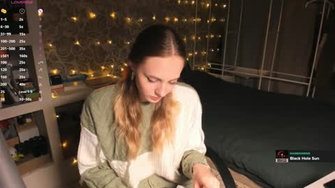 Snapshot of jessica_jane_ chatting on January 16, 3:23 am Mila online show from January 16, 3:23 am