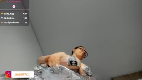 jessica_rabbit777_ online show from May 4, 11:00 pm