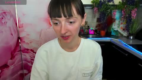 jessicaforris online show from April 29, 7:24 am