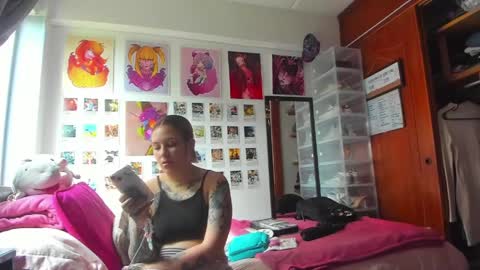 Your Sweet Angel online show from May 5, 6:57 pm
