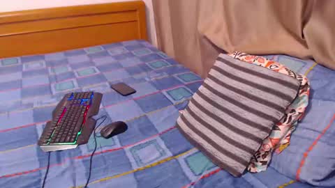 jessiestar3 online show from April 29, 9:19 pm