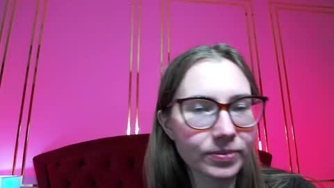 JessieStarrr online show from April 13, 5:50 pm