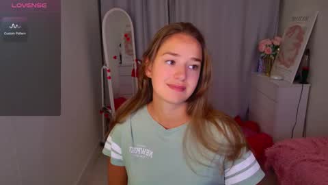 Jessi online show from February 21, 1:58 pm