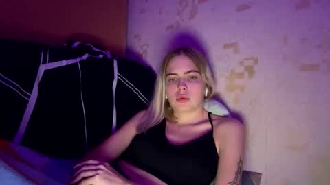 jessika_evans online show from November 18, 3:15 pm