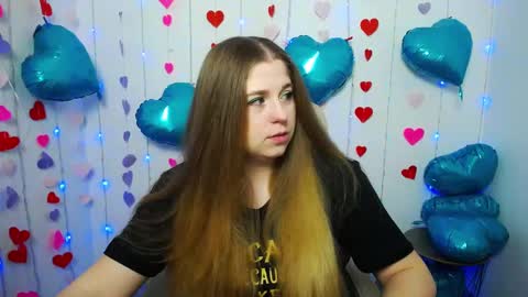 Snapshot of jessikadaniels chatting on February 6, 7:13 am Jess online show from February 6, 7:13 am
