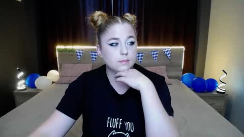 Snapshot of jessikadaniels chatting on September 23, 7:24 am Jess online show from September 23, 7:24 am