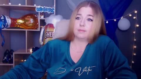 Snapshot of jessikadaniels chatting on September 28, 8:01 am Jess online show from September 28, 8:01 am