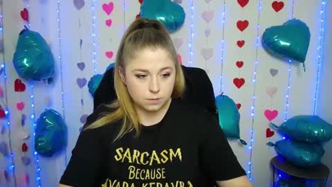 Snapshot of jessikadaniels chatting on February 28, 7:15 am Jess online show from February 28, 7:15 am