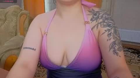 im doing any u want just ask me online show from June 17, 7:46 am