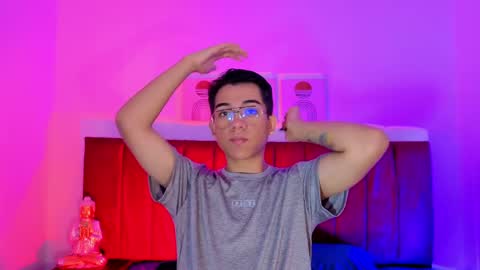 Jessy Mateus online show from March 8, 1:04 pm