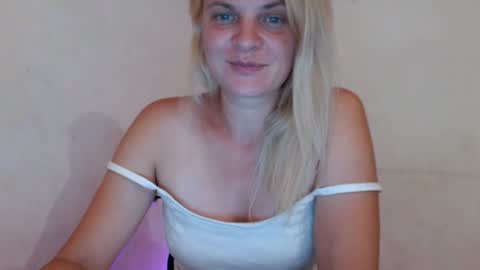 jessyangels online show from July 17, 9:50 pm