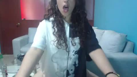 jessy online show from July 24, 5:21 pm