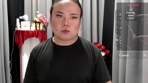 jesy_001 online show from November 13, 7:11 am