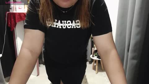 jesy_001 online show from October 29, 10:28 am