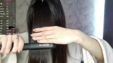 I am Gina ntmu Lets hit 10 Thumbs Up together online show from April 29, 7:57 am