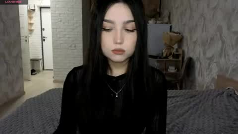 I am Gina ntmu Lets hit 10 Thumbs Up together online show from June 15, 8:17 am