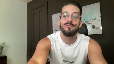 JEUNEMEK007 online show from October 7, 12:45 pm