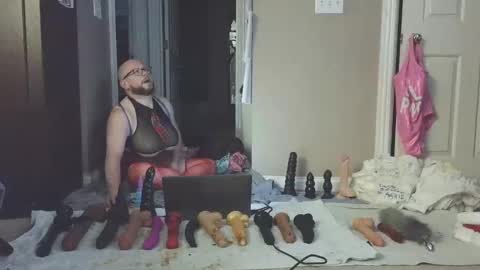 Nasty Cumslut online show from December 31, 2:08 am