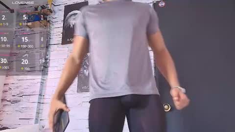 jhay_wheeler777 online show from June 25, 6:35 pm