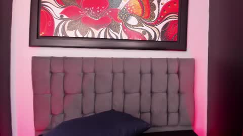 jhoan_evans online show from July 7, 7:09 am