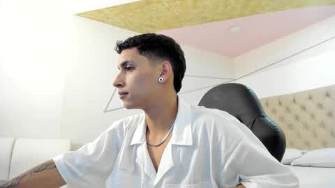 Snapshot of jhoanleandro chatting on September 14, 4:59 am jhoanleandro online show from September 14, 4:59 am