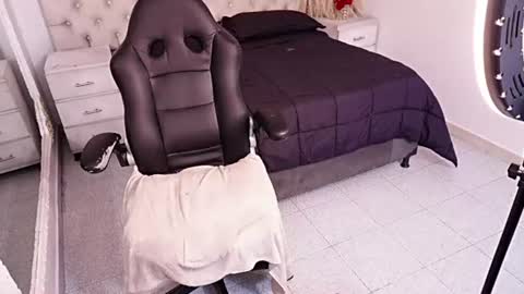 jhoanleandro online show from July 24, 6:54 am
