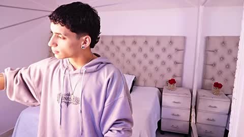 jhoanleandro online show from April 28, 5:45 am