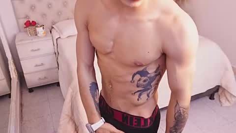 jhoanleandro online show from July 13, 5:22 am