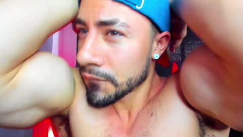 Jhojan Strong  online show from January 14, 6:38 pm