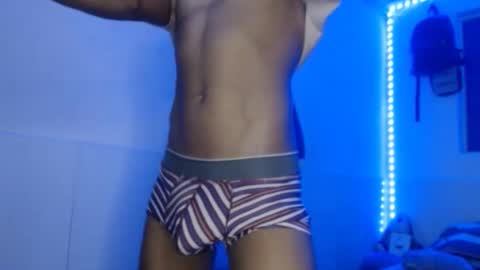 Snapshot of jhon_hot09 chatting on October 30, 4:57 am jhon_hot09 online show from October 30, 4:57 am