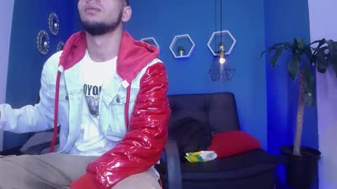 Snapshot of jhon_malo chatting on October 1, 5:06 am jhon_malo online show from October 1, 5:06 am